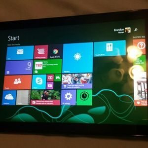 Dell Portable Computer-Tablet Venue 8 Pro